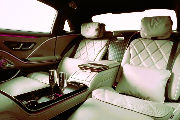 Mercedes Maybach VIP Chauffeur Services in Toronto